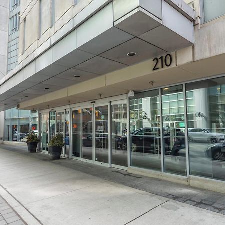 Modern 2-Bedroom Condo W Floor To Ceiling Windows Toronto Luaran gambar